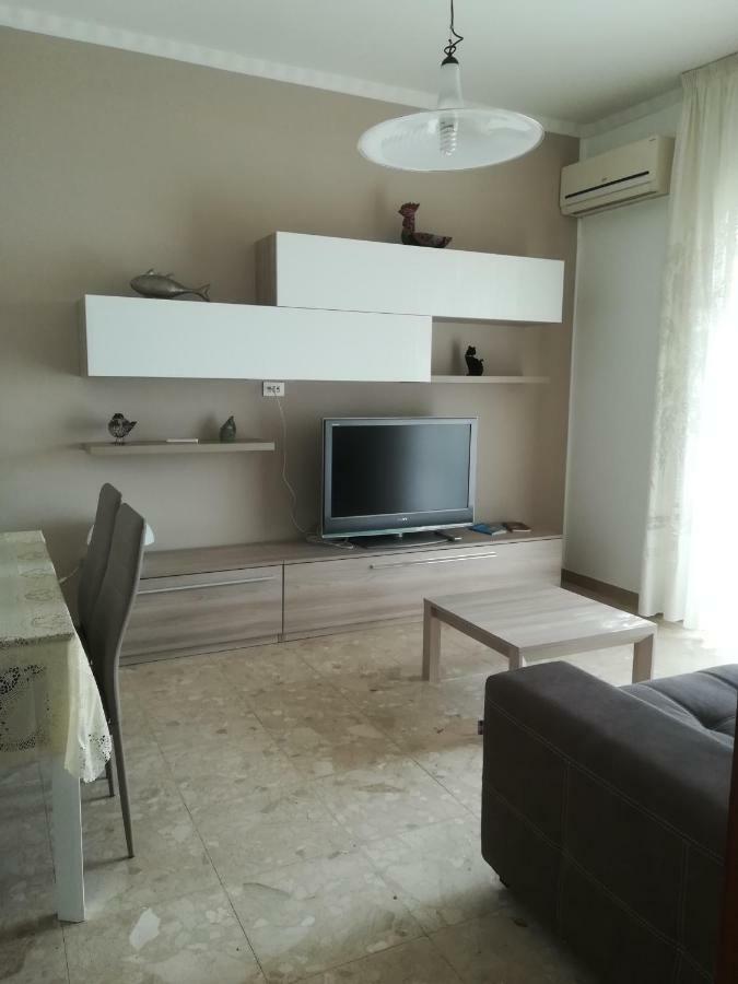 Vila Napoli Bed & Fly Exteriér fotografie